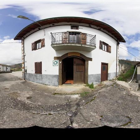 Lazkotzenea Guest House Mezkiriz Exterior photo